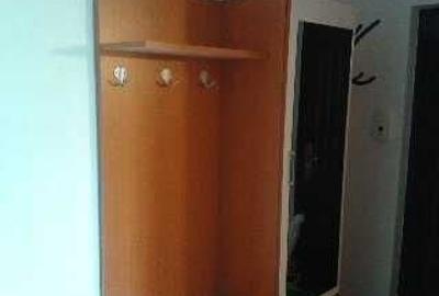 Garsonieră decomandată în Sărari
