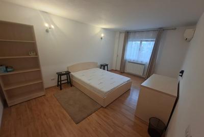 Apartament cu 2 camere decomandat în Canta