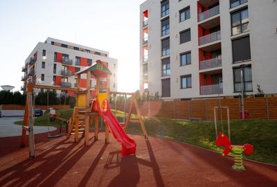 Apartament cu 2 camere decomandat, mobilat în UTA - 6