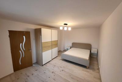 Apartament cu 2 camere decomandat în Poiana - 8