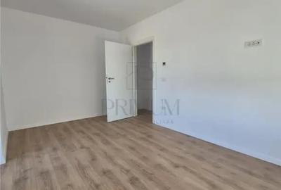 Casă cu 5 camere cu Teren 301 Mp în Moșnița Nouă