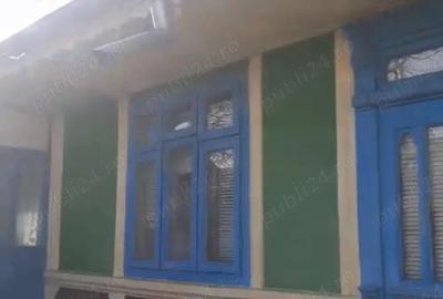 Casă cu 4 camere în Cărăpcești - 2