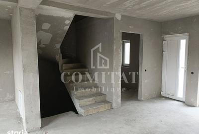 Casă cu 4 camere cu Teren 200 Mp în Central