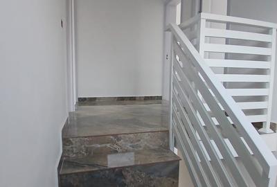 Casă cu 3 camere cu Teren 165 Mp în Central - 8