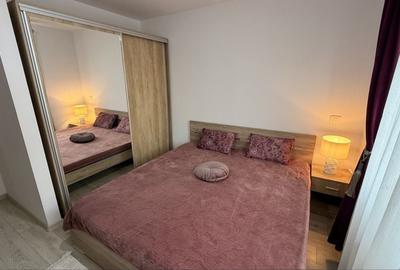Apartament cu 2 camere decomandat în Tractorul - 1