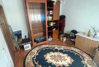 Apartament cu 3 camere decomandat în Dărmănești - 4