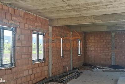 Casă individuală cu 19 camere cu Canalizare în Iclod - 22