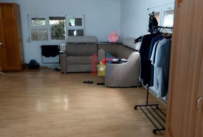 Apartament cu 2 camere în Viziru 1
