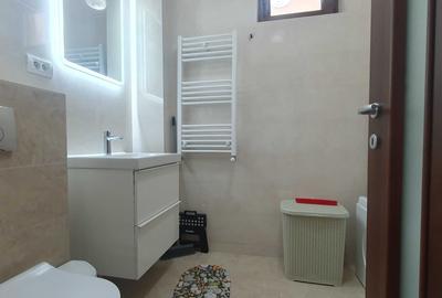 Apartament cu 2 camere decomandat în Central - 4