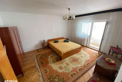 Garsonieră decomandată în Astra