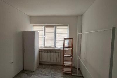 Garsonieră decomandată în Bistrița Lac - 3