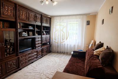 Apartament cu 2 camere semidecomandat în Olteniței