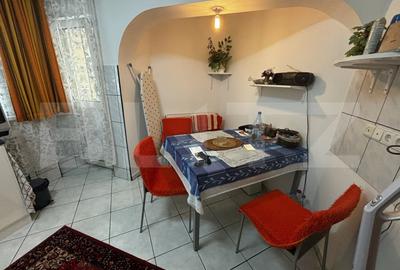 Apartament cu 2 camere semidecomandat, mobilat în Micro 16