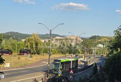 Apartament cu 2 camere decomandat în Central