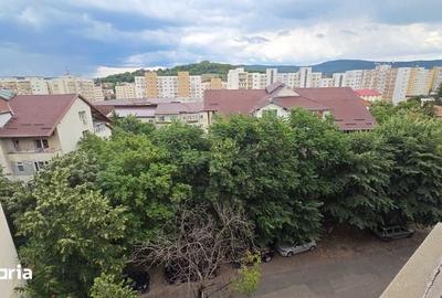 Apartament cu 3 camere în Ultracentral