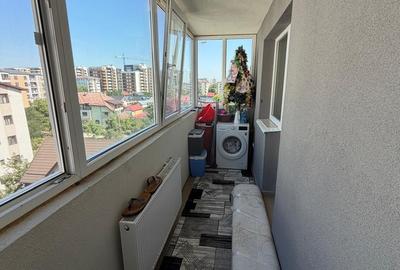 Apartament cu 3 camere decomandat, mobilat în Apărătorii Patriei