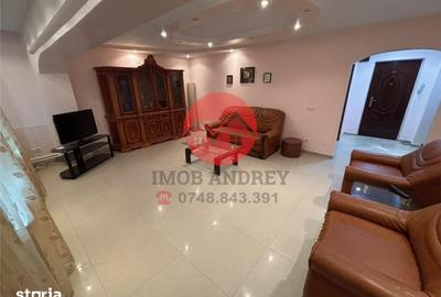 Apartament cu 4 camere decomandat în Ultracentral