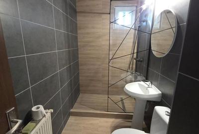 Apartament cu 2 camere decomandat în Micro 14 - 7