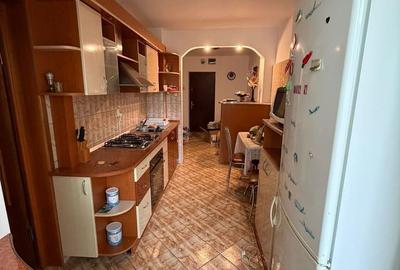 Apartament cu 3 camere decomandat în Copou - 6
