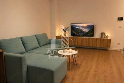 Apartament cu 2 camere decomandat, mobilat în Central