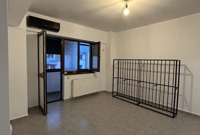 Garsonieră decomandată în Rahova