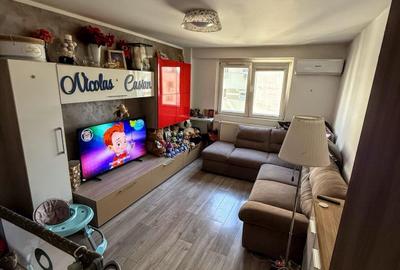 Apartament cu 4 camere decomandat, mobilat în Pantelimon