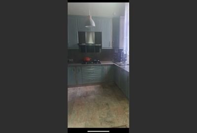 Casă cu 4 camere cu Canalizare în Titulescu - 7