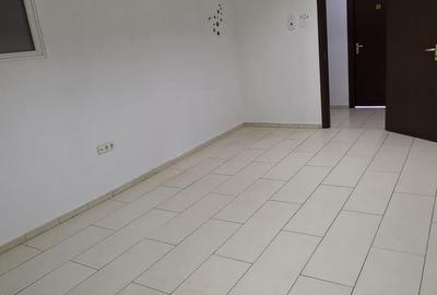 Spațiu comercial, de 32 mp, în Zona Industrială