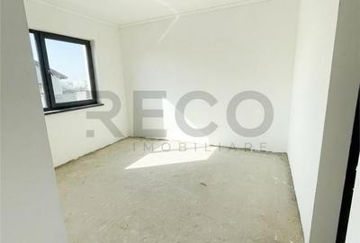 Casă cu 3 camere cu Teren 500 Mp în Sânmartin