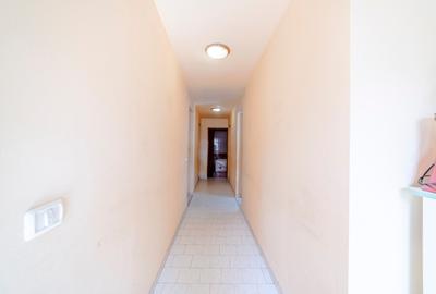 Casă individuală cu 4 camere cu Canalizare în Calea Urseni
