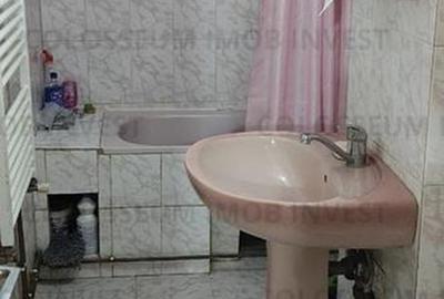 Apartament cu 2 camere decomandat în Răcădău