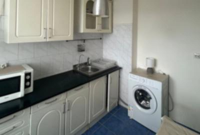 Apartament decomandat în Drumul Taberei