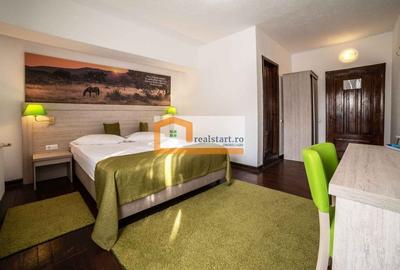 Casă cu 19 camere cu Teren 18600 Mp în Central