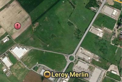 Teren de 3708 mp, în Sud - 1