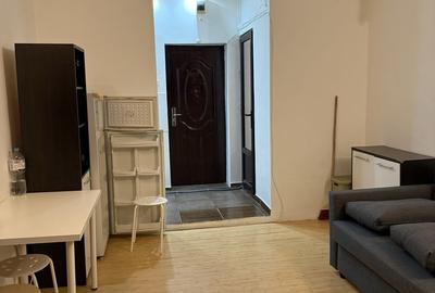 Apartament decomandat, mobilat în Dacia