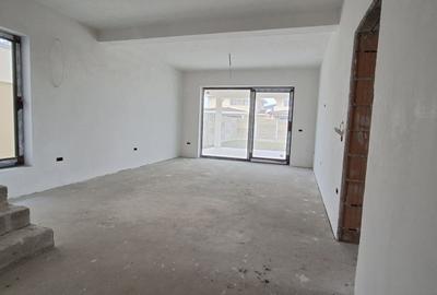 Casă individuală cu 5 camere cu Canalizare în Dumbrăvița - 5