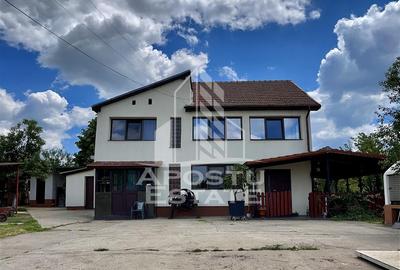 Casă cu 6 camere cu Piscina în Jebel
