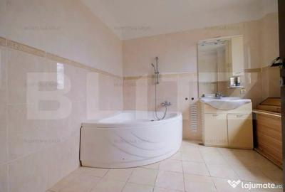 Casă cu 7 camere cu Teren 571 Mp în Central - 15