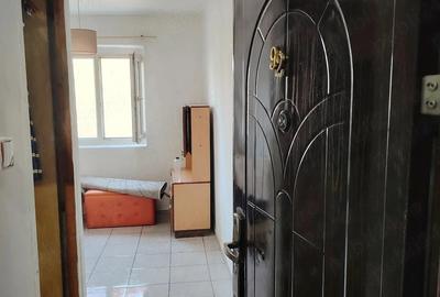 Garsonieră nedecomandată în Girocului