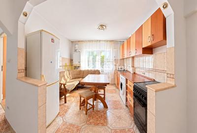 Apartament cu 2 camere decomandat, mobilat în Micro 16