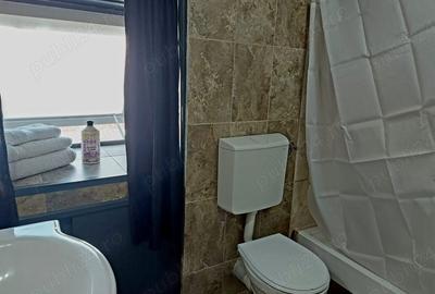 Spațiu comercial, de 370 mp, în Central - 9