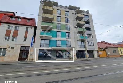 Spațiu comercial, de 96 mp, în Central