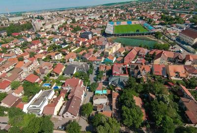 Casă individuală cu 15 camere cu Teren 380 Mp în Decebal - 16