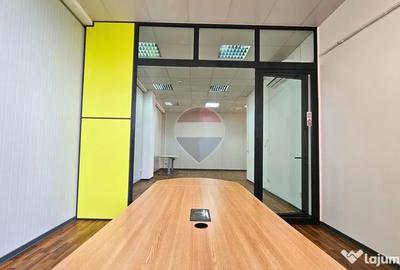 Spațiu comercial, de 123 mp, în Central