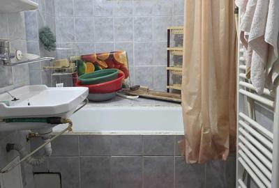 Apartament cu 3 camere decomandat în Central - 3