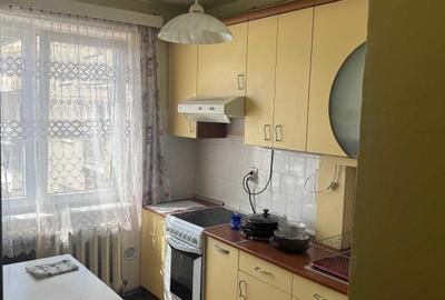 Apartament cu 4 camere decomandat în Ultracentral