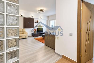 Apartament cu 2 camere decomandat, mobilat în Central