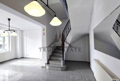 Casă individuală cu 9 camere cu Canalizare în Eminescu - 2