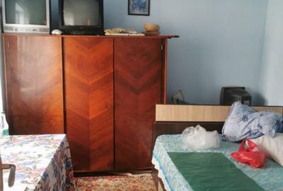 Casă cu 5 camere cu Teren 2002 Mp în Leu - 3