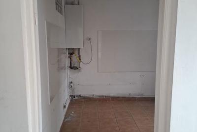 Spațiu comercial, de 31 mp, în Astra - 2
